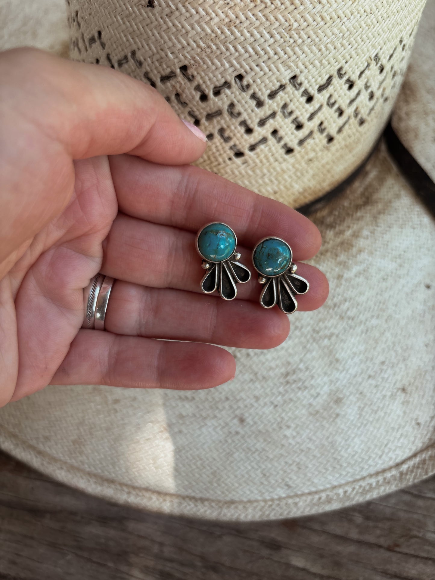 The Lois Earrings
